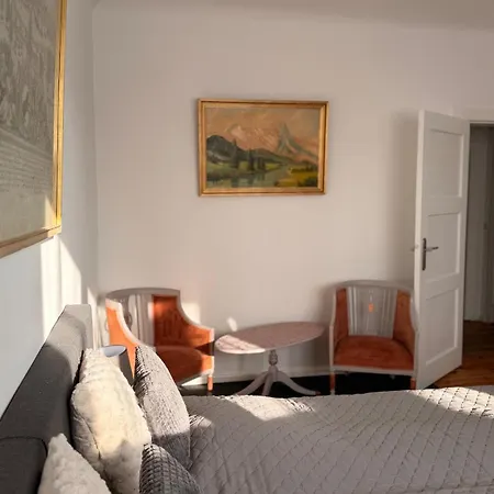 Fuer Max 6 Personen Nahe Berlin Und Potsdam * Falkensee